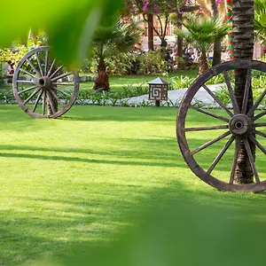 **** Resort Sunny & Vietnam